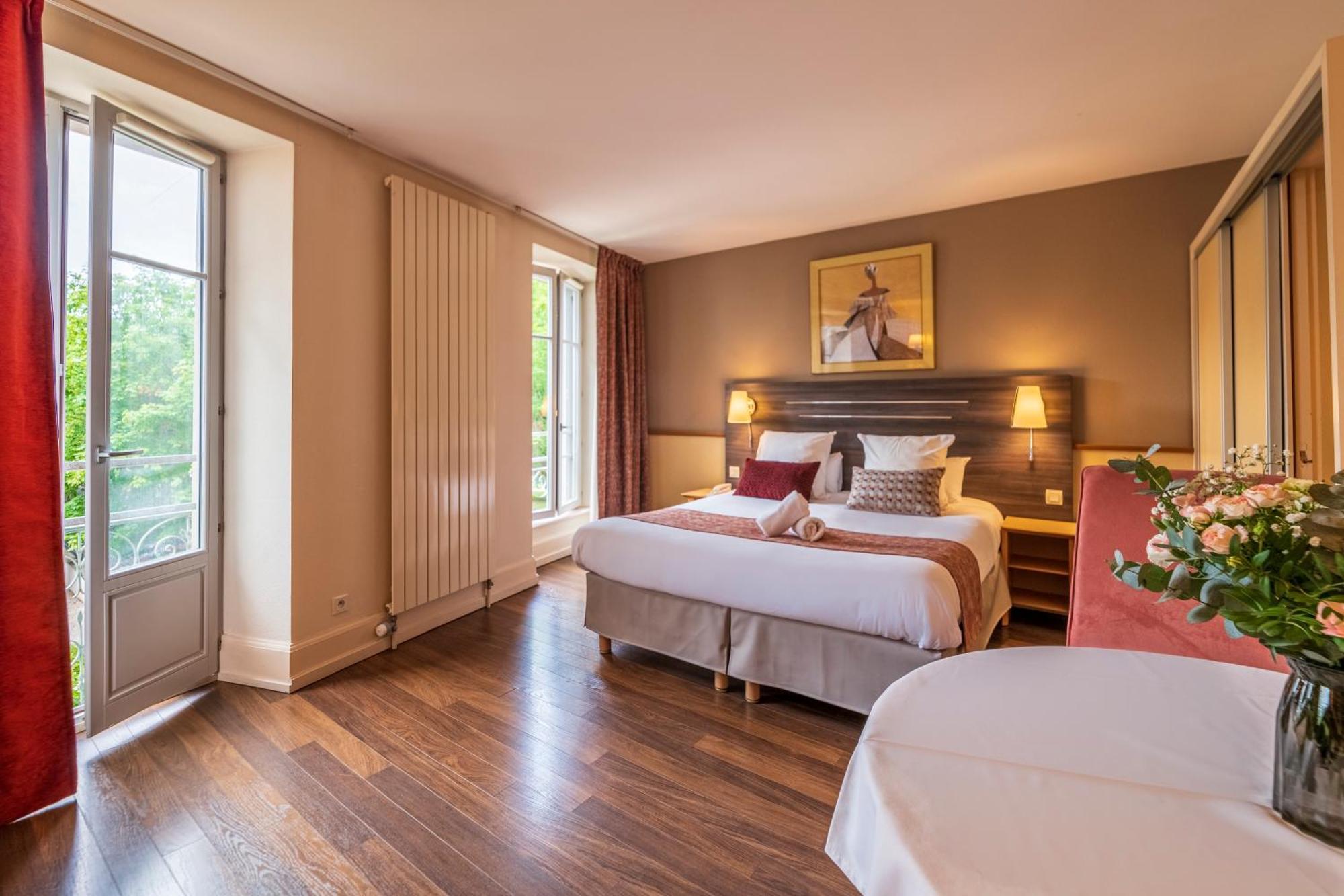 Hotel Cerise - Les Sources Luxeuil-Les-Bains Exterior foto